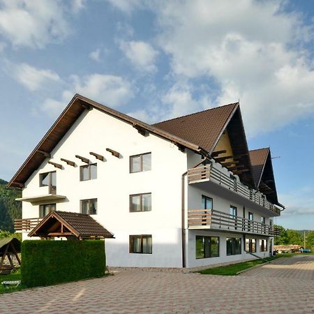Vila Mogan Hotel Moieciu de Jos Exterior photo